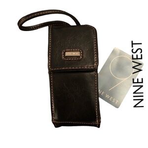 Nine West Wristlet‎ Phone Case/Wallet with Easy Carry Handle - NWOT